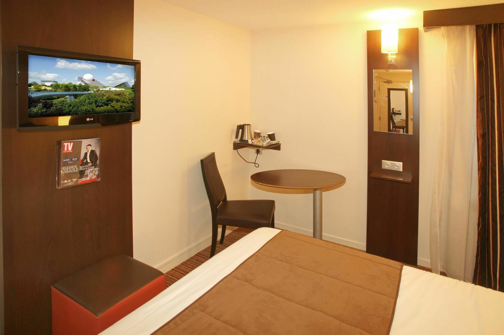 Hotel Inn Design Poitiers Sud Dış mekan fotoğraf